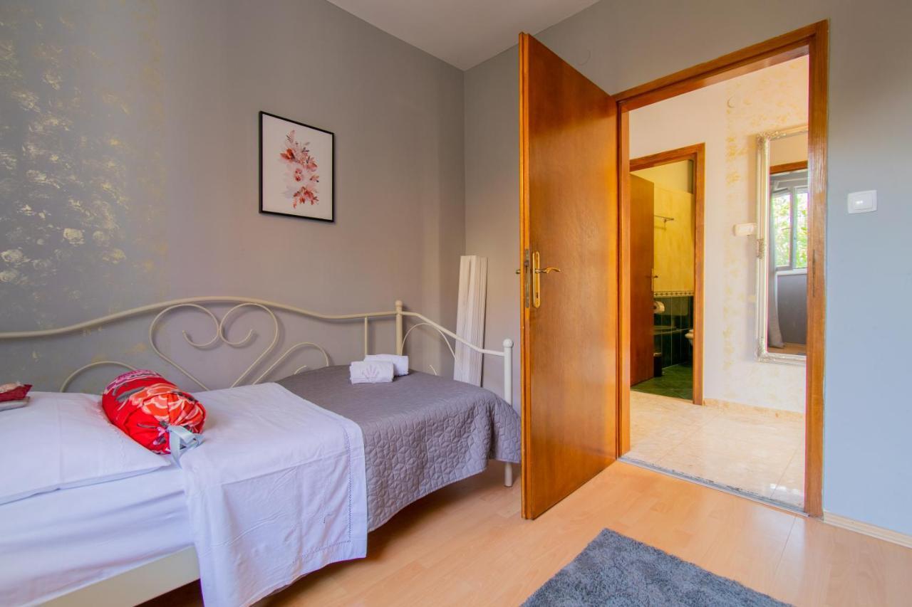 Apartment Lean Makarska